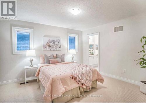 33 Swans Trail, Brampton, ON - Indoor Photo Showing Bedroom