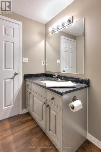 H - 29 Sienna Street, Kitchener, ON - Indoor Photo Showing Bathroom