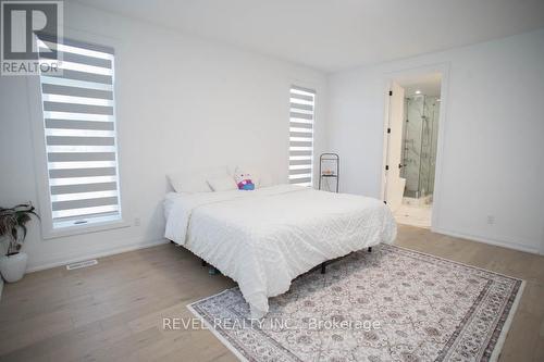 14 Bowen Place, Brant, ON - Indoor Photo Showing Bedroom