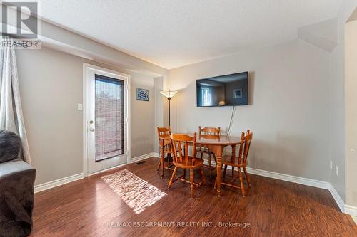 59 - 30 Braemar Avenue, Haldimand, ON - Indoor Photo Showing Dining Room