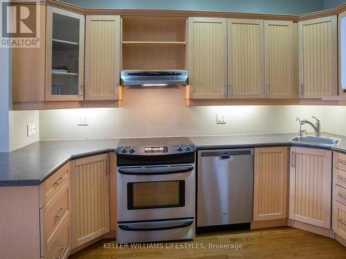 43 - 1570 Richmond Street, London, ON - Indoor Photo Showing Kitchen