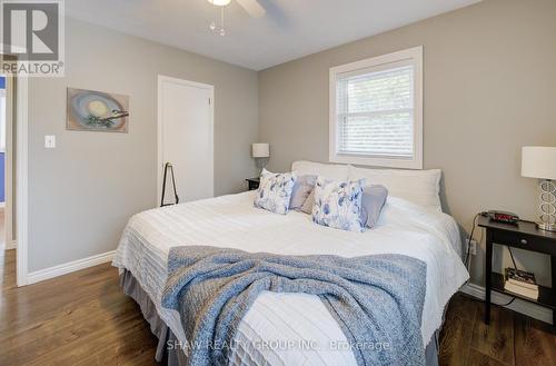 47 Renwick Avenue, Cambridge, ON - Indoor Photo Showing Bedroom