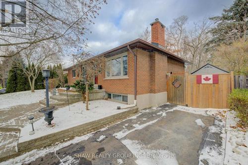 47 Renwick Avenue, Cambridge, ON - Outdoor