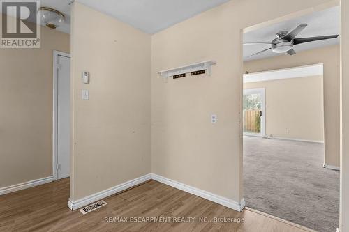 M - 25 Bryna Avenue, Hamilton, ON - Indoor Photo Showing Other Room