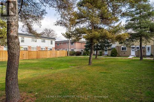 M - 25 Bryna Avenue, Hamilton, ON - Outdoor