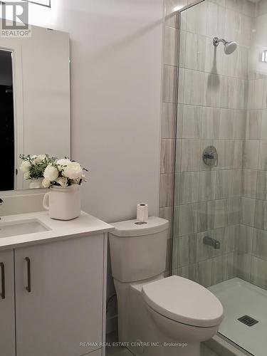 313 - 7549 Kalar Road, Niagara Falls, ON - Indoor Photo Showing Bathroom