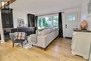 394 Lake Street, Grimsby, ON  - Indoor Photo Showing Living Room 