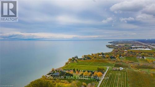 394 Lake Street, Grimsby, ON - Outdoor With Body Of Water With View