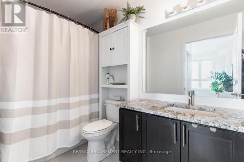 533 - 101 Shoreview Place, Hamilton, ON - Indoor Photo Showing Bathroom