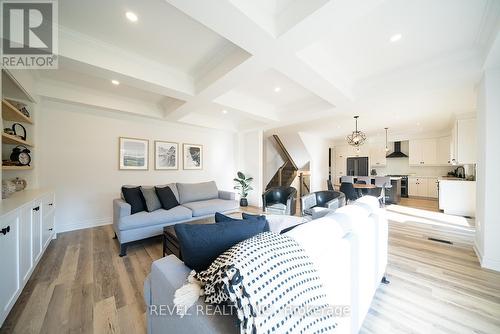 113 Daugaard Avenue, Brant, ON - Indoor Photo Showing Living Room