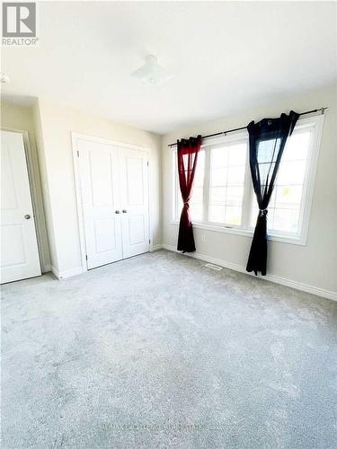 196 Midland Place, Welland, ON - Indoor Photo Showing Other Room