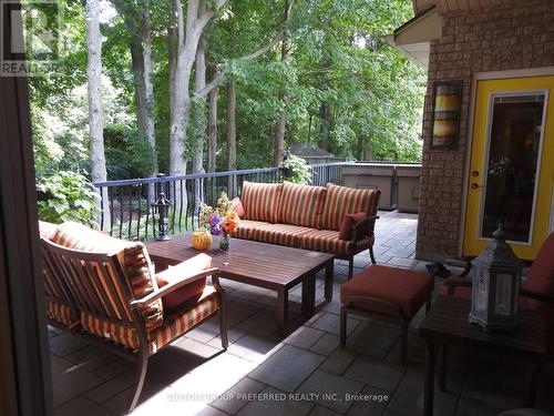 138 Eastview Avenue, Woodstock (Woodstock - North), ON - Outdoor With Deck Patio Veranda With Exterior