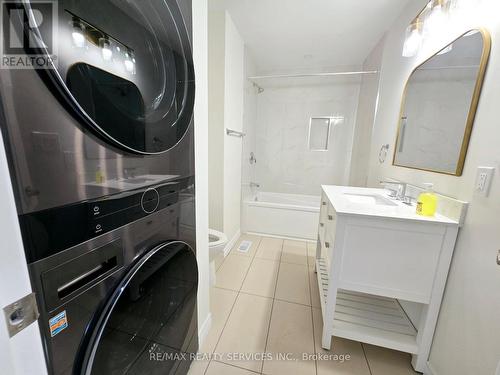 289 Chatham Street, Brantford, ON - Indoor Photo Showing Laundry Room