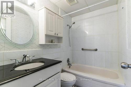 101 - 1106 Jalna Boulevard, London, ON - Indoor Photo Showing Bathroom