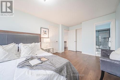 2513 Longridge Crescent, Oakville, ON - Indoor Photo Showing Bedroom