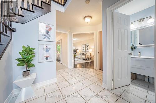 2513 Longridge Crescent, Oakville, ON - Indoor