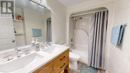 6 - 20 Kernohan Parkway, London, ON - Indoor Photo Showing Bathroom