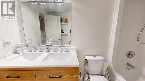 6 - 20 Kernohan Parkway, London, ON - Indoor Photo Showing Bathroom