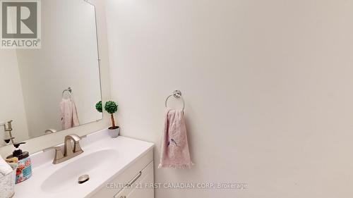 6 - 20 Kernohan Parkway, London, ON - Indoor Photo Showing Bathroom