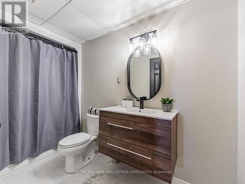 10 Appleton Drive, Orangeville, ON - Indoor Photo Showing Bathroom