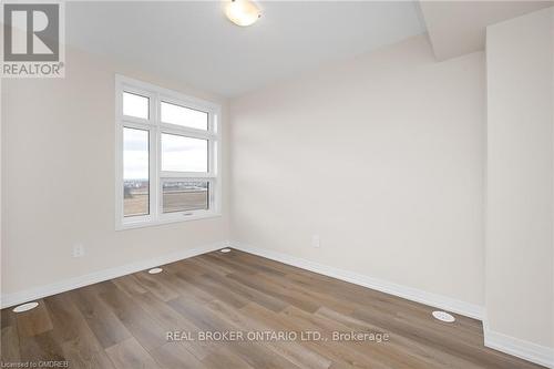 115 - 1565 Rose Way, Milton, ON - Indoor Photo Showing Other Room