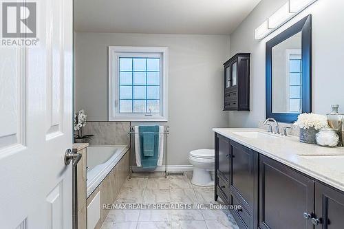 7326 Aspen Avenue, Mississauga, ON - Indoor Photo Showing Bathroom