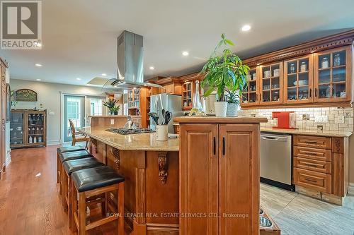 6 Turtle Lake Drive, Halton Hills, ON - Indoor Photo Showing Kitchen