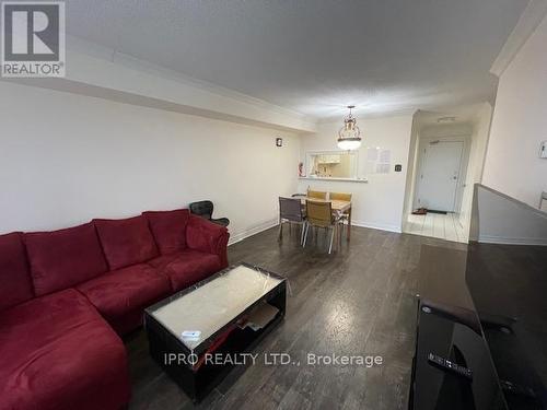 210 - 75 King Street, Mississauga, ON - Indoor Photo Showing Living Room