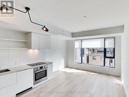 307 - 35 Wabash Avenue, Toronto, ON - Indoor Photo Showing Kitchen