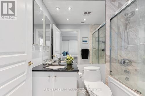 1614 - 2083 Lake Shore Boulevard W, Toronto, ON - Indoor Photo Showing Bathroom