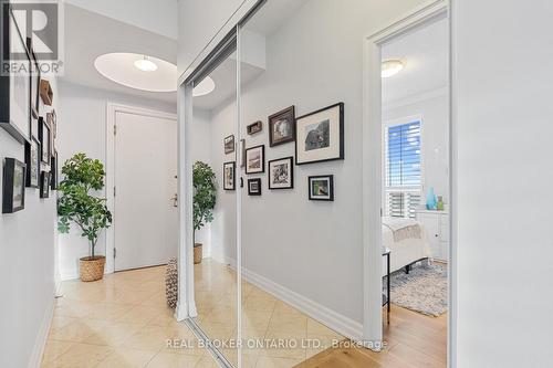 1614 - 2083 Lake Shore Boulevard W, Toronto, ON - Indoor Photo Showing Other Room