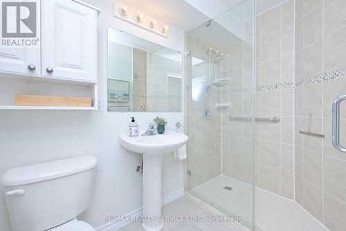 601 - 10 Dayspring Circle, Brampton, ON - Indoor Photo Showing Bathroom