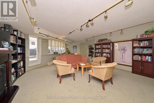 601 - 10 Dayspring Circle, Brampton, ON - Indoor