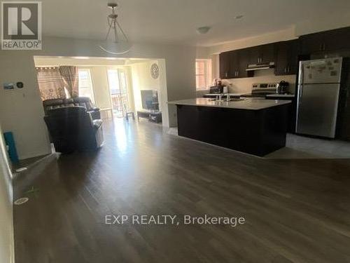 505 Fir Court, Milton, ON - Indoor Photo Showing Kitchen