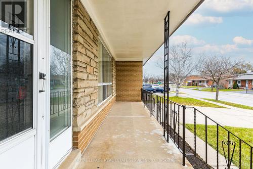 7596 Darcel Avenue, Mississauga, ON - Outdoor With Exterior