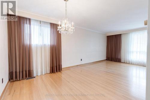 7596 Darcel Avenue, Mississauga, ON - Indoor Photo Showing Other Room