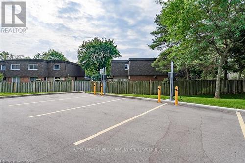 503 - 5090 Pinedale Avenue, Burlington, ON - Outdoor