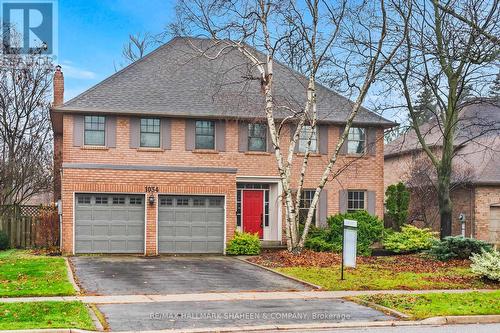 1034 Oak Meadow Road, Oakville, ON - Outdoor With Facade