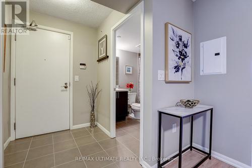 2212 - 830 Lawrence Avenue W, Toronto, ON - Indoor Photo Showing Other Room