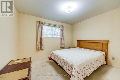 606 Sheraton Road, Burlington, ON - Indoor Photo Showing Bedroom