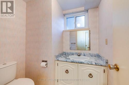 606 Sheraton Road, Burlington, ON - Indoor Photo Showing Bathroom