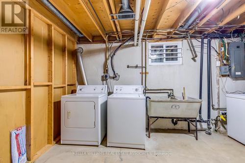 606 Sheraton Road, Burlington, ON - Indoor Photo Showing Laundry Room