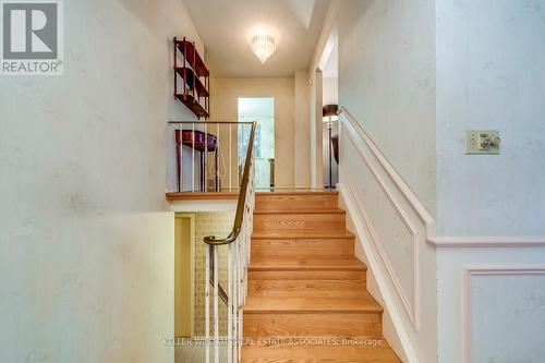 606 Sheraton Road, Burlington, ON - Indoor Photo Showing Other Room