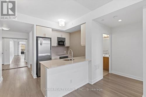 301 - 6 Eva Road, Toronto, ON - Indoor Photo Showing Kitchen