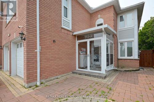 953 Focal Road, Mississauga, ON - Outdoor With Exterior