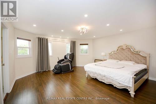 953 Focal Road, Mississauga, ON - Indoor Photo Showing Bedroom