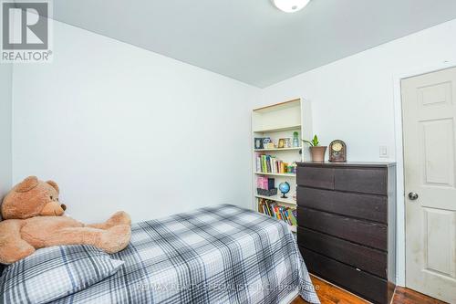 52 Crawford Drive, Brampton, ON - Indoor Photo Showing Bedroom