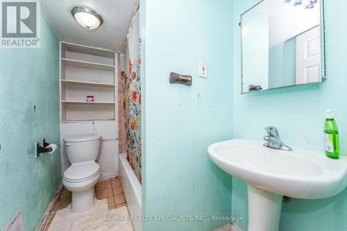 52 Crawford Drive, Brampton, ON - Indoor Photo Showing Bathroom