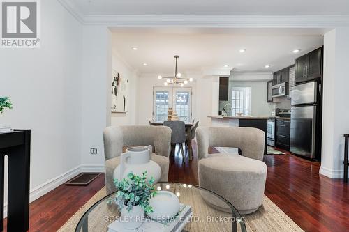 1716 Dundas Street E, Toronto, ON - Indoor Photo Showing Dining Room