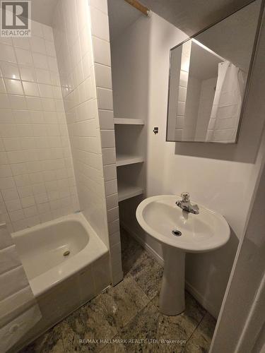 Lower - 94 Galt Avenue, Toronto, ON - Indoor Photo Showing Bathroom